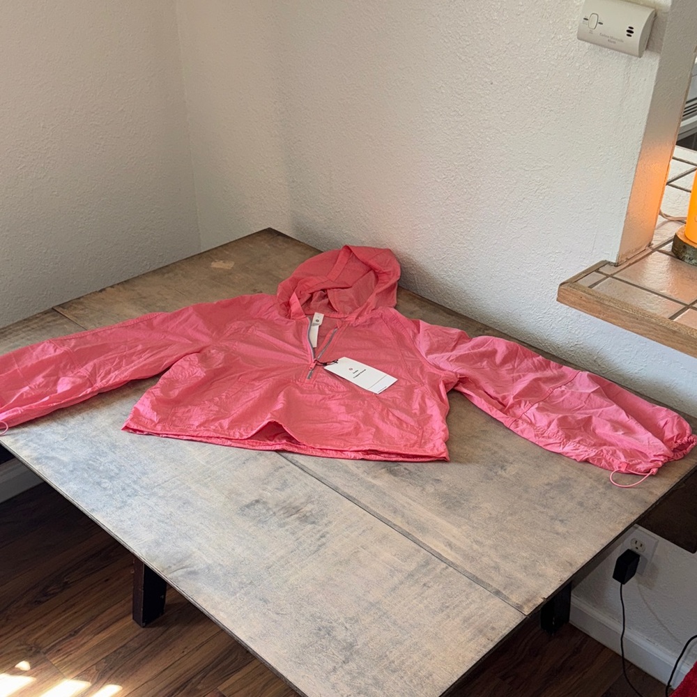 lululemon athletica Pink Hooded Scuba Cropped Anorak jacket.